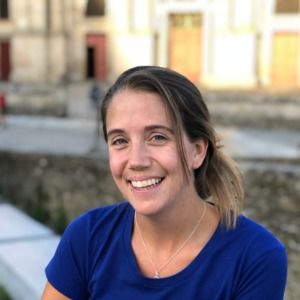 Meet your Posher, Daniella